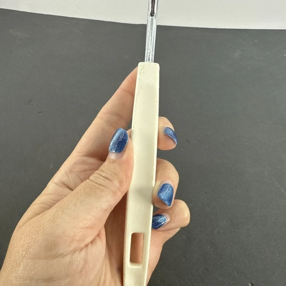 Vintage Androck Spatula /Flipper ~White Plastic Handle ~ Made in USA
